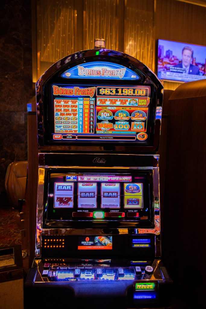 Triple Diamond Slots For Free